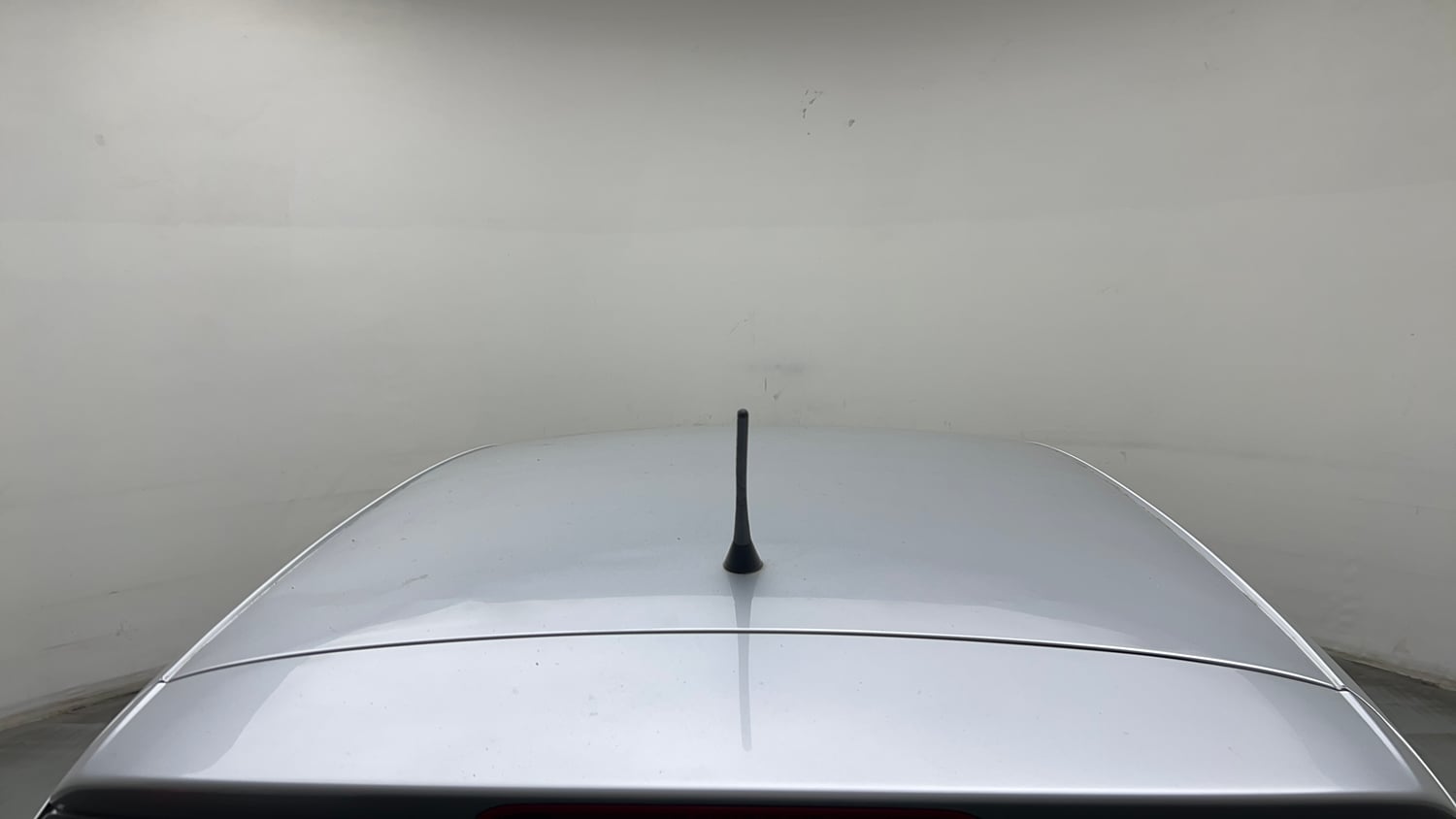 Used 2017 Volkswagen Polo Trendline 1.2L (P) Petrol Manual exterior EXTERIOR ROOF VIEW
