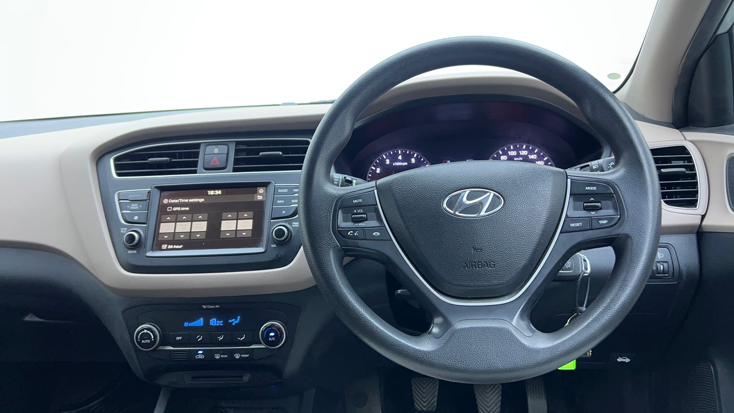 Used 2018 Hyundai Elite i20 Asta 1.2 Petrol Manual interior STEERING VIEW