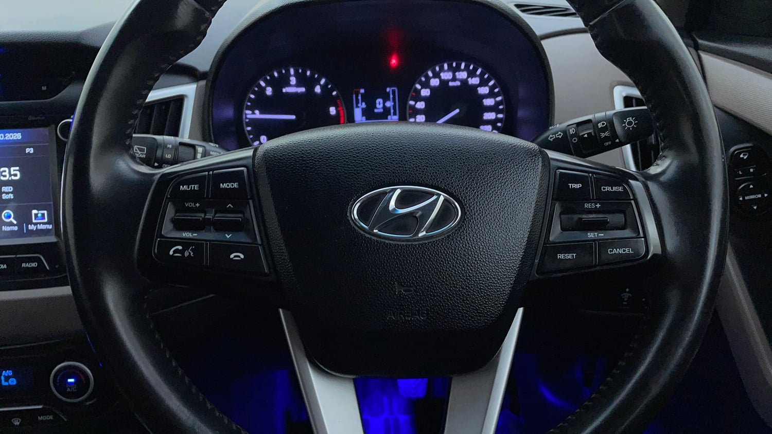 Used 2018 Hyundai Creta SX 1.6 CRDi Diesel Manual top_features Airbags