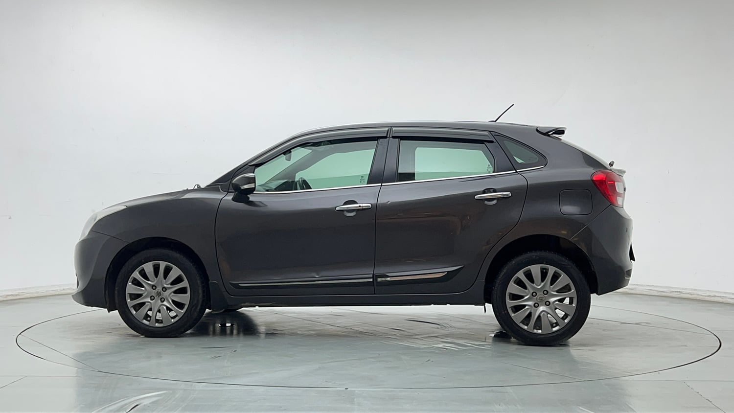 Used 2018 Maruti Suzuki Baleno Zeta 1.2 AT Petrol Automatic exterior LEFT SIDE VIEW