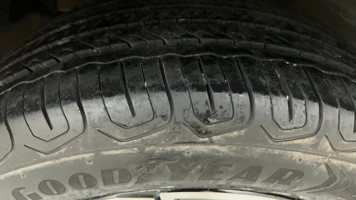 Used 2025 Tata Nexon Creative Plus S 1.2 Revotron Petrol  6MT Petrol Manual tyres RIGHT REAR TYRE TREAD VIEW