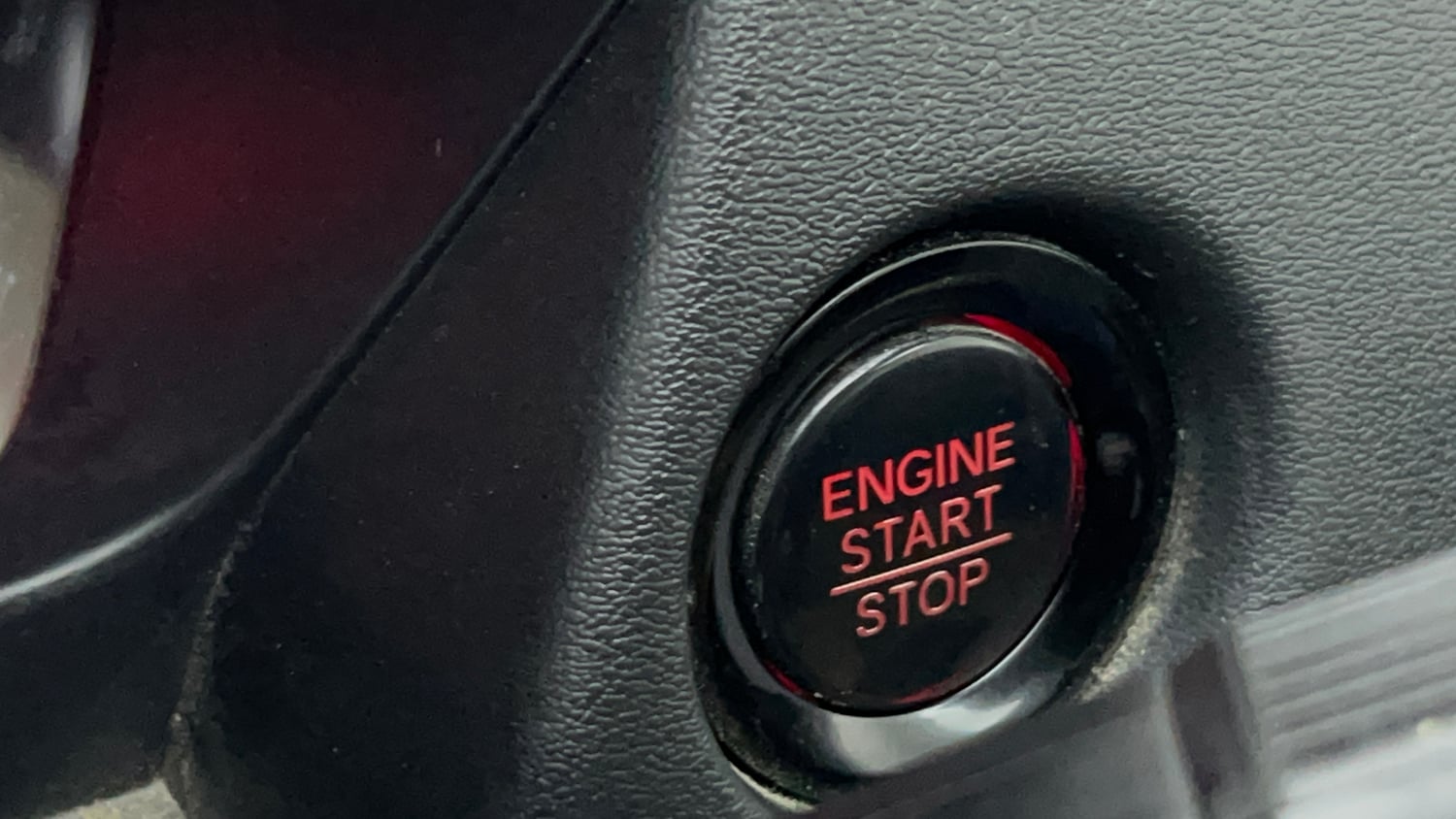 Used 2024 Honda City Elegant Edition CVT Petrol Automatic top_features Keyless start
