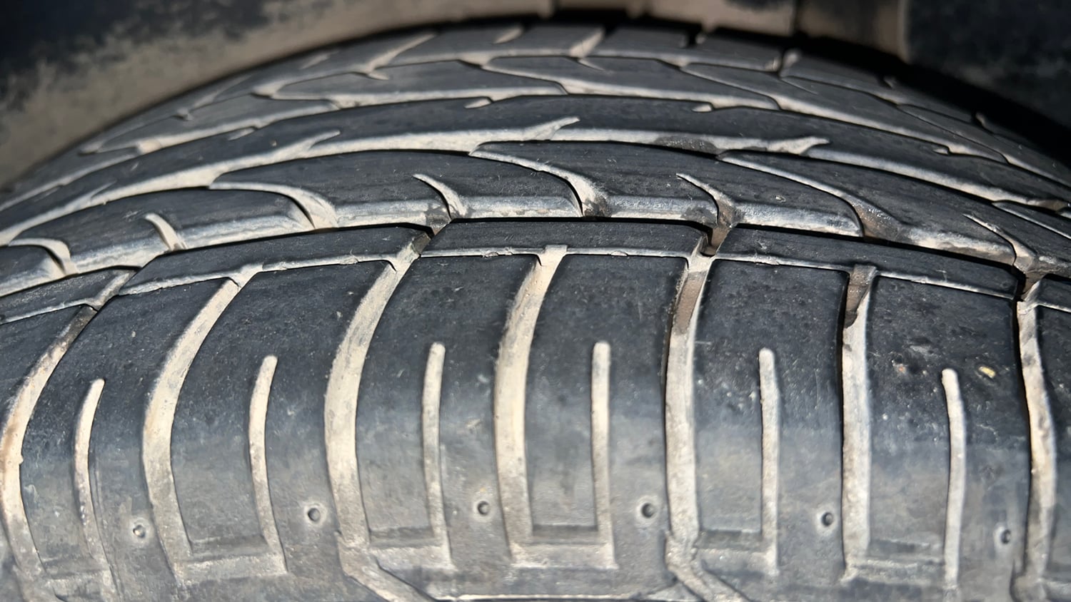 Used 2016 Hyundai Creta 1.6 SX Plus AT Petrol Petrol Automatic tyres LEFT REAR TYRE TREAD VIEW