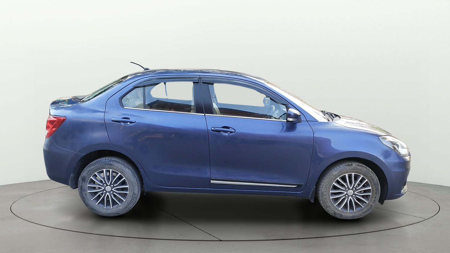 Used 2021 Maruti Suzuki Dzire ZXi Plus Petrol Manual exterior RIGHT SIDE VIEW