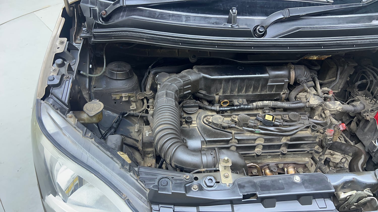 Used 2019 Maruti Suzuki Wagon R ZXi 1.2 Petrol Manual engine ENGINE RIGHT SIDE VIEW