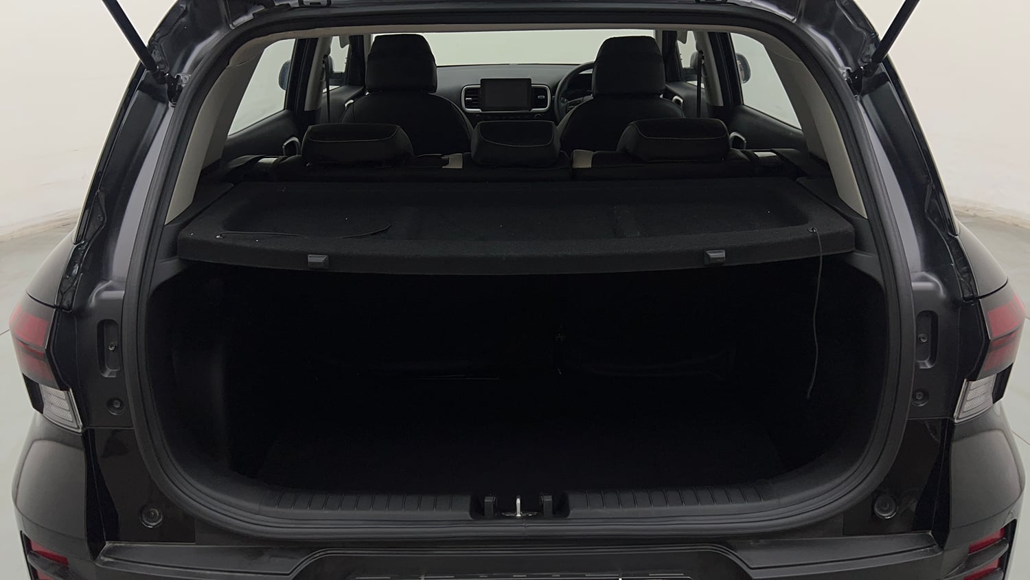 Used 2024 Hyundai Venue S 1.2 Petrol Petrol Manual interior DICKY INSIDE VIEW