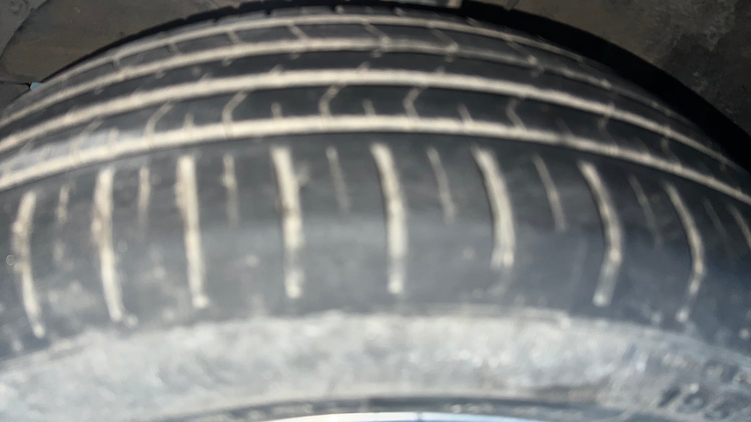 Used 2018 Maruti Suzuki Baleno Zeta 1.2 AT Petrol Automatic tyres LEFT FRONT TYRE TREAD VIEW