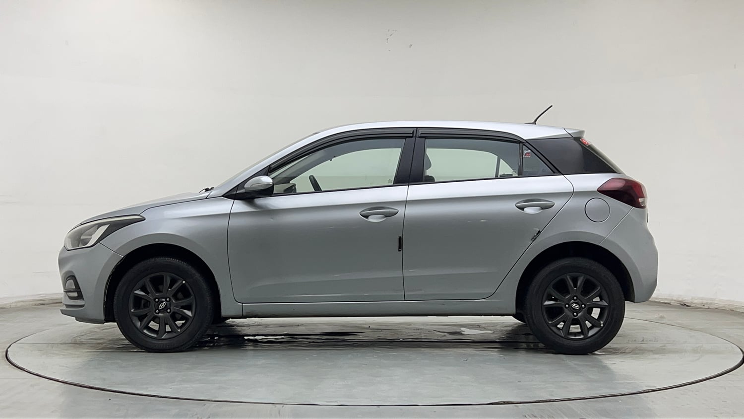 Used 2019 Hyundai Elite i20 Sportz Plus 1.2 Petrol Manual exterior LEFT SIDE VIEW