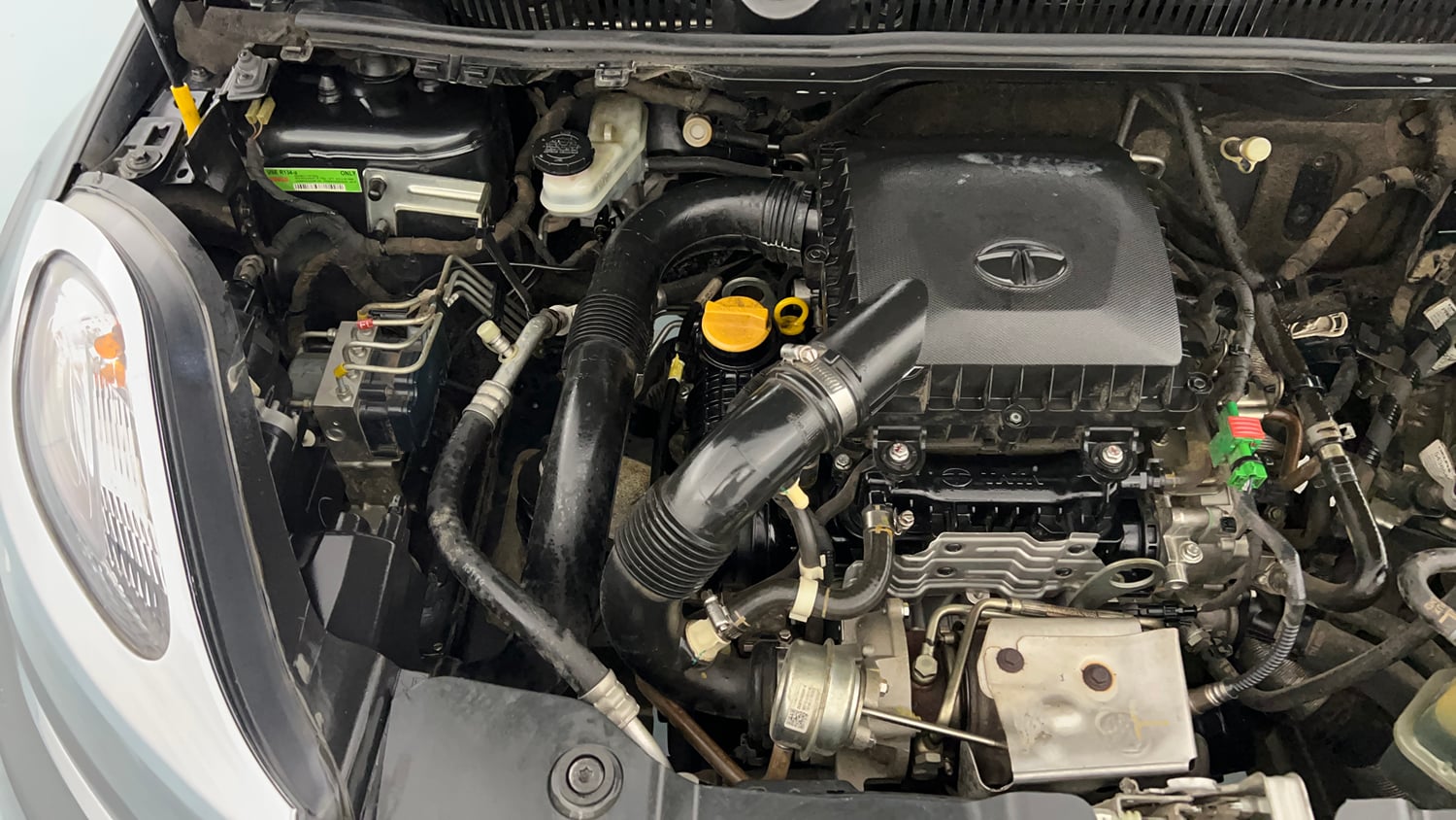 Used 2018 Tata Nexon XZ Plus Petrol Manual engine ENGINE RIGHT SIDE VIEW