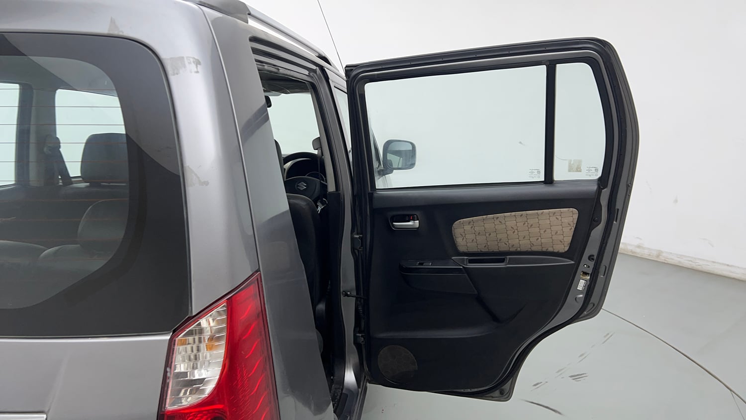 Used 2017 Maruti Suzuki Wagon R VXI Petrol Manual interior RIGHT REAR DOOR OPEN VIEW