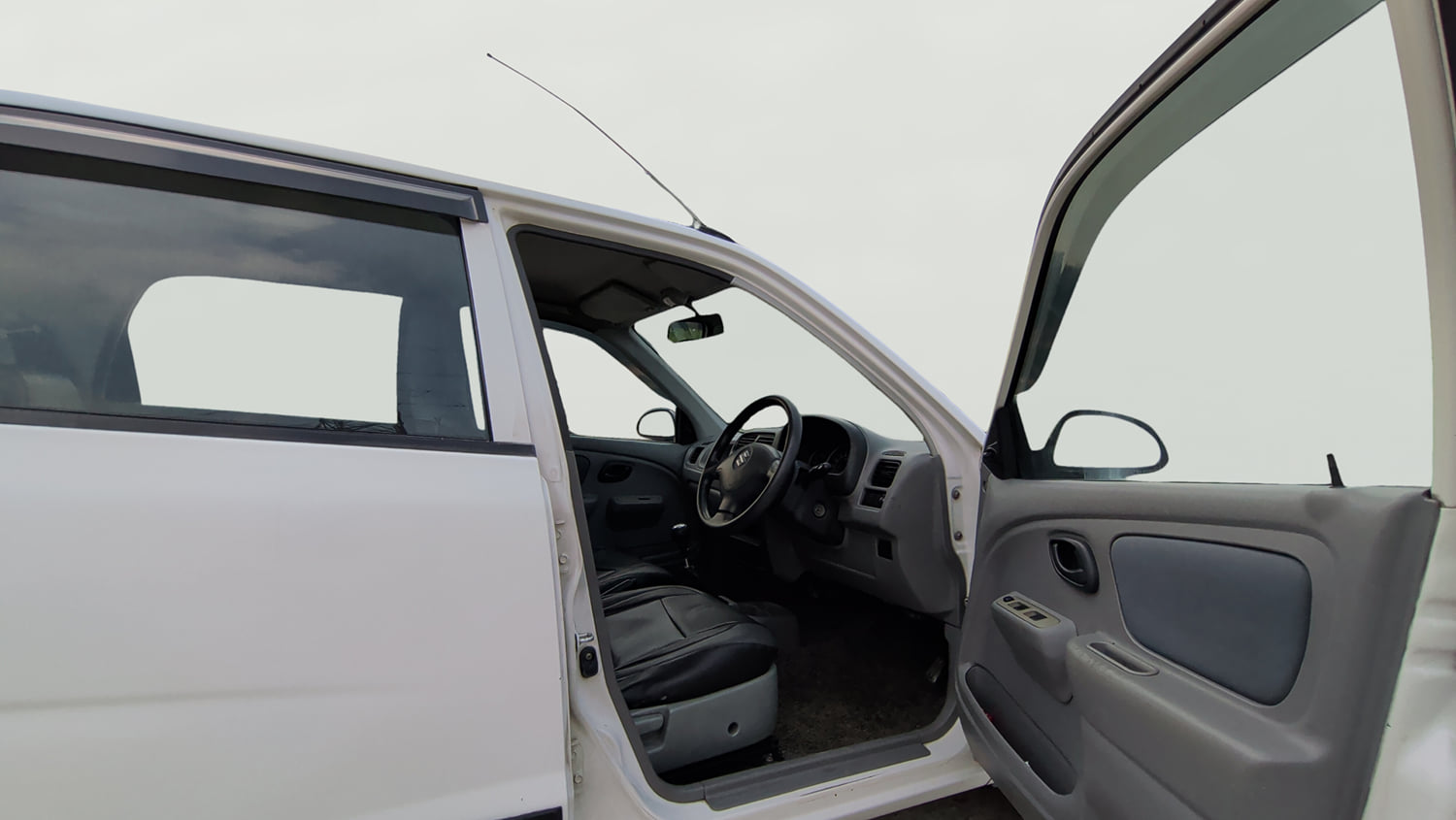 Used 2013 Maruti Suzuki Alto K10 VXi Petrol Manual interior RIGHT FRONT DOOR OPEN VIEW