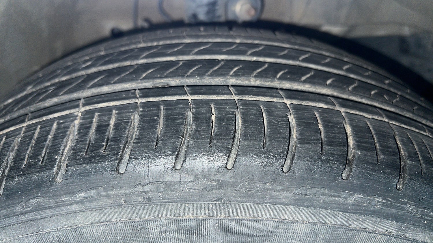 Used 2024 Honda City Elegant Edition CVT Petrol Automatic tyres RIGHT FRONT TYRE TREAD VIEW