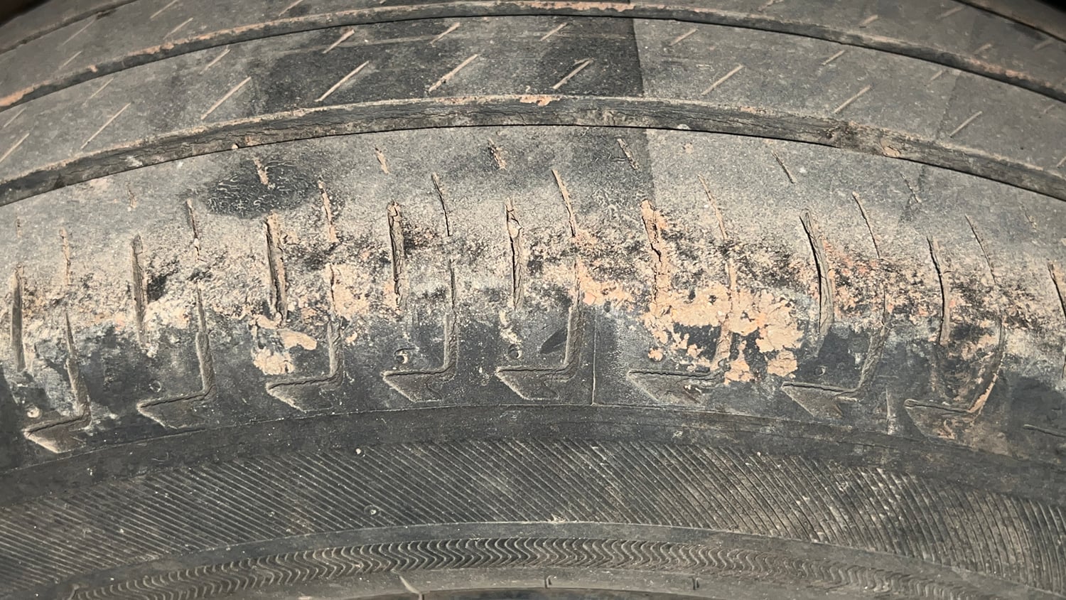 Used 2019 Honda Amaze 1.2 S MT Petrol Petrol Manual tyres RIGHT REAR TYRE TREAD VIEW