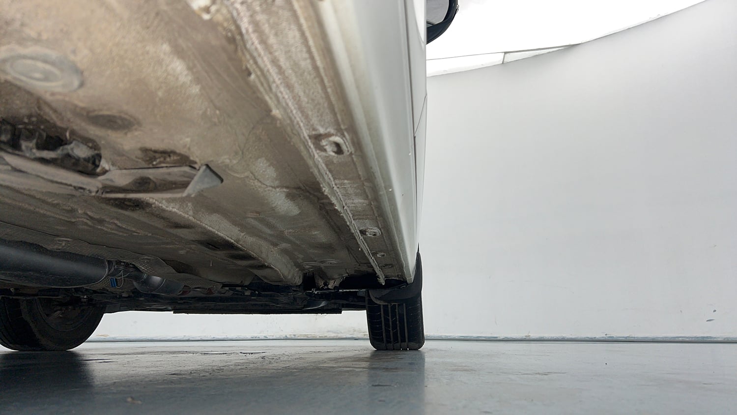 Used 2022 Skoda Slavia Style 1.0L TSI MT Petrol Manual extra REAR RIGHT UNDERBODY VIEW