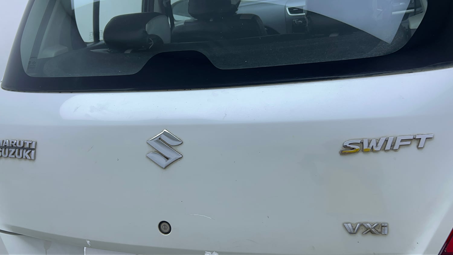 Used 2012 Maruti Suzuki Swift VXi Petrol Manual dents MINOR SCRATCH