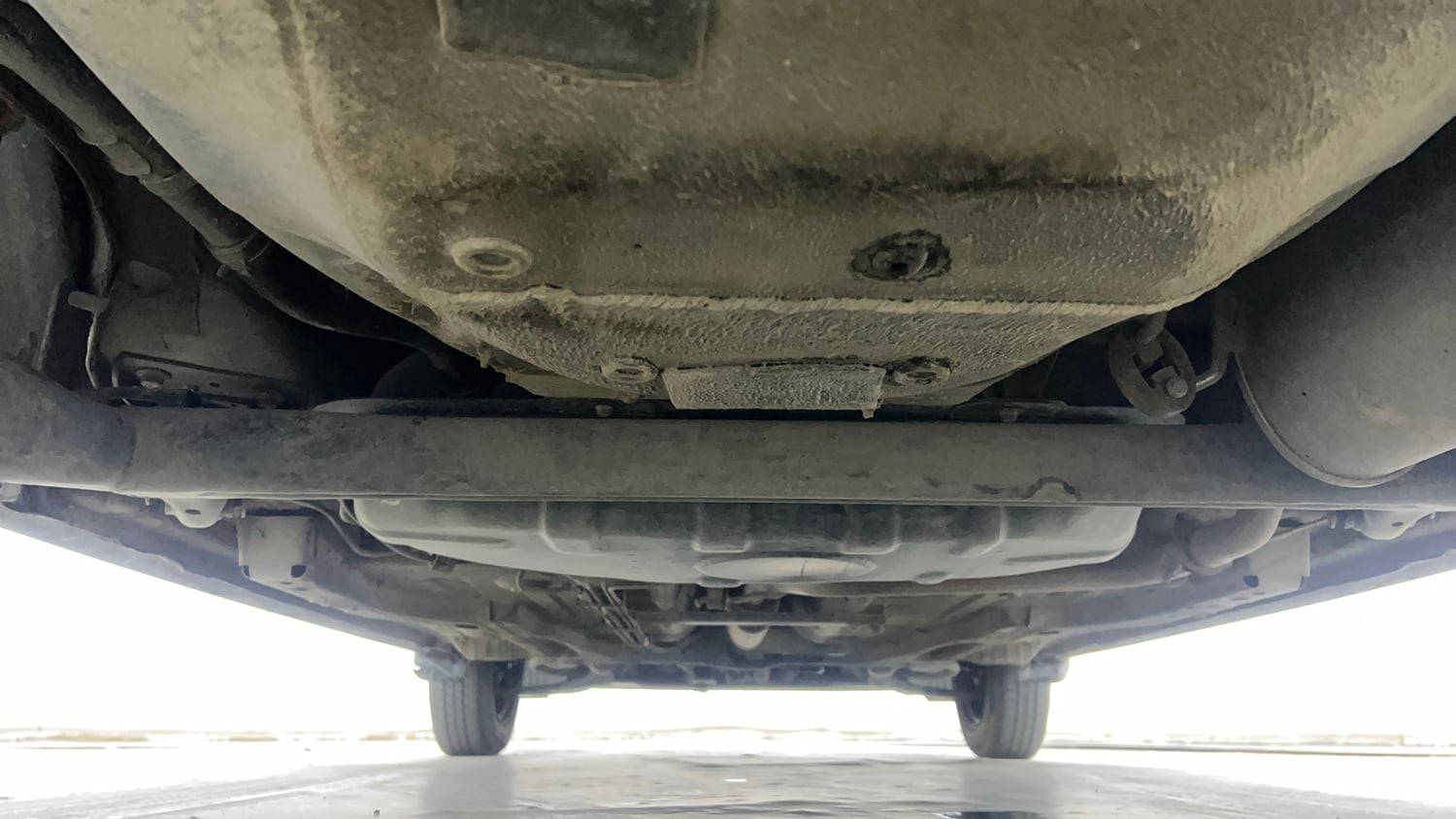 Used 2016 Tata Tiago Revotron XM Petrol Manual extra REAR UNDERBODY VIEW (TAKEN FROM REAR)