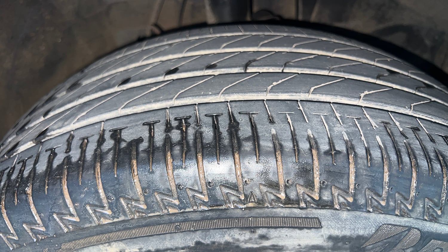Used 2023 Honda Elevate VX MT Petrol Manual tyres RIGHT FRONT TYRE TREAD VIEW