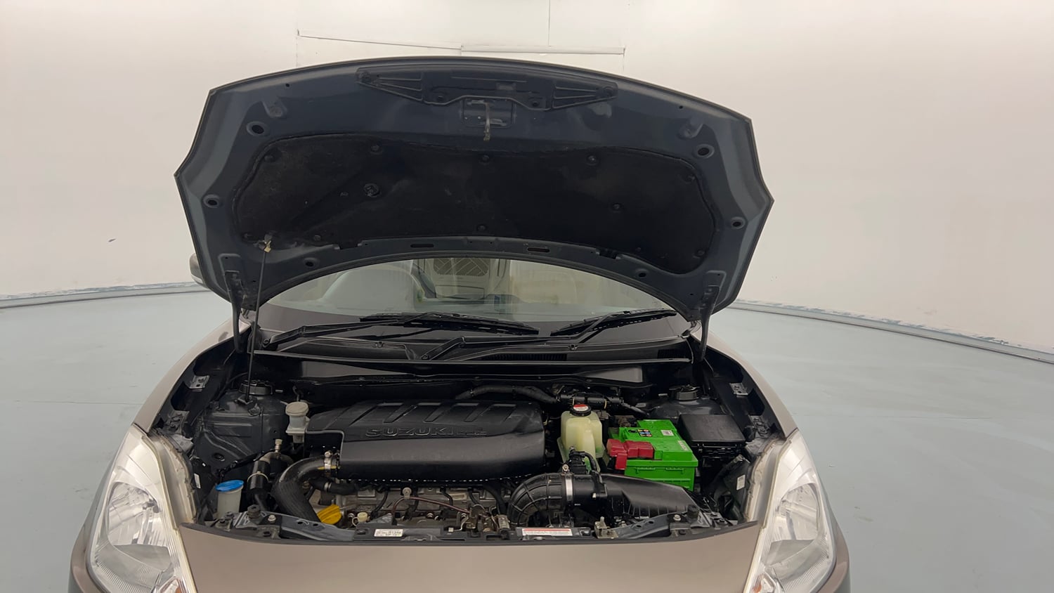 Used 2018 Maruti Suzuki Dzire VDi AMT Diesel Automatic engine ENGINE & BONNET OPEN FRONT VIEW