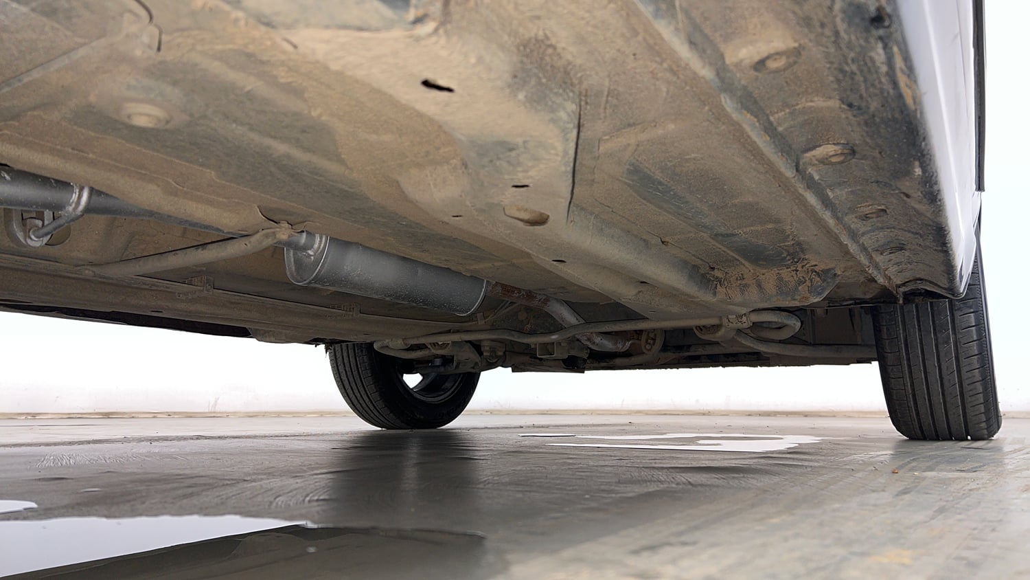 Used 2023 Tata Tiago XZ Plus Petrol Manual extra REAR RIGHT UNDERBODY VIEW