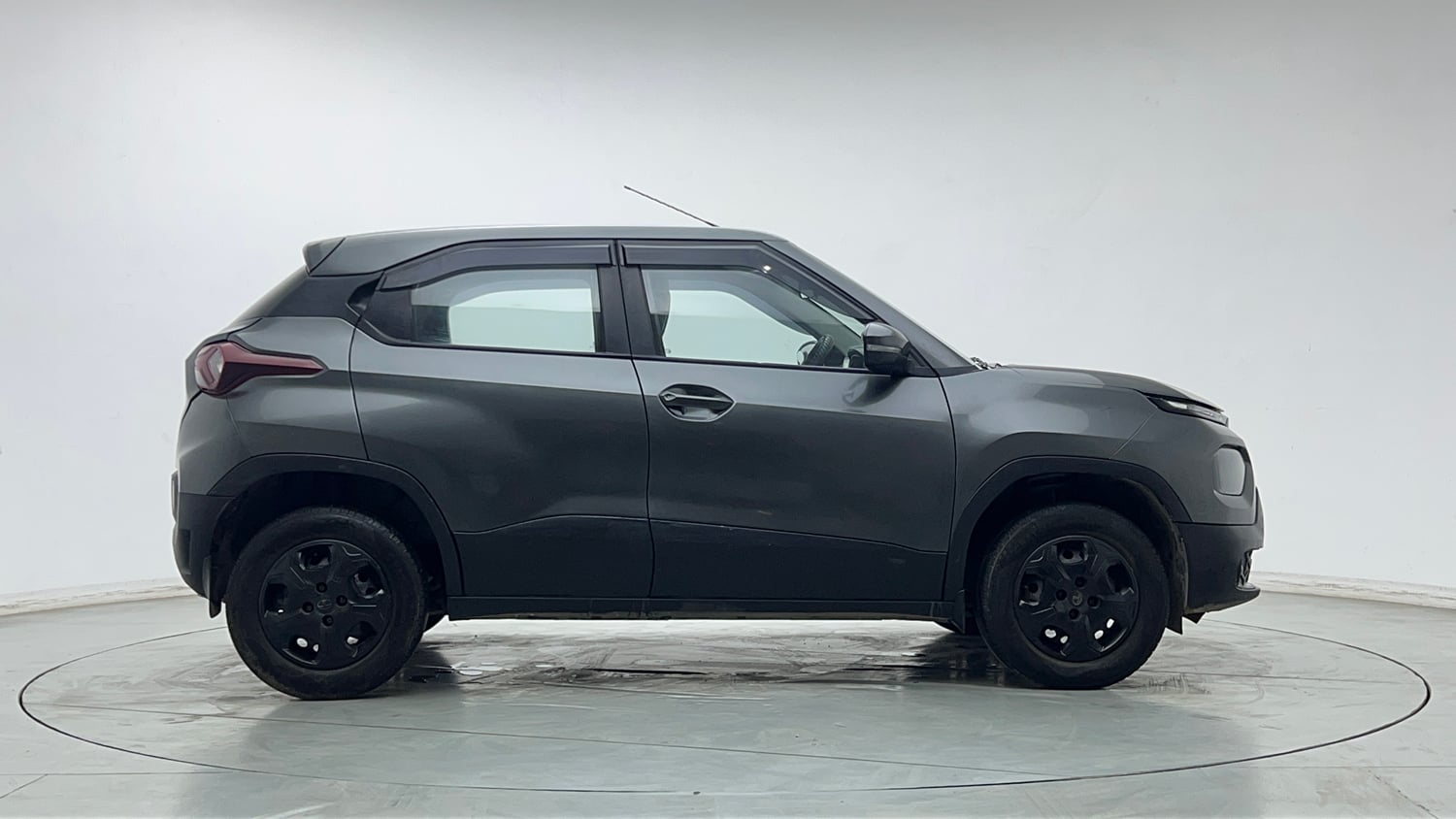 Used 2022 Tata Punch Adventure MT Petrol Manual exterior RIGHT SIDE VIEW