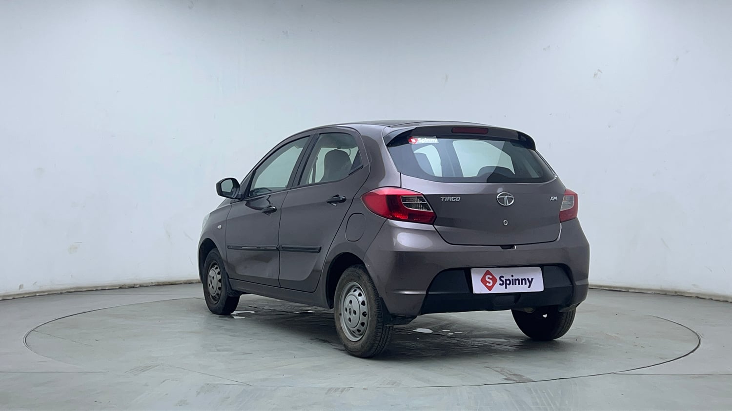 Used 2016 Tata Tiago Revotron XM Petrol Manual exterior LEFT REAR CORNER VIEW