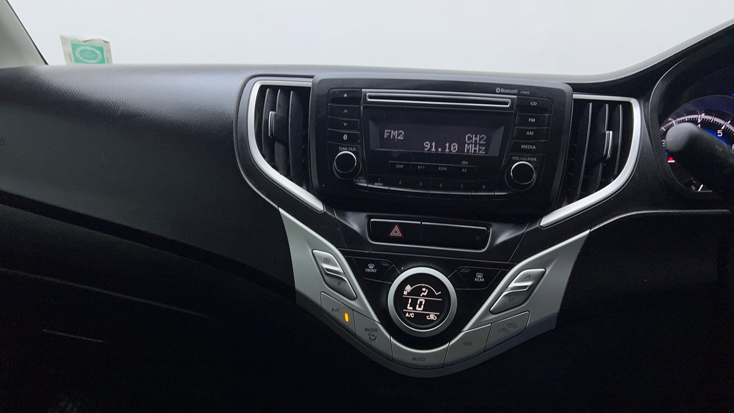 Used 2018 Maruti Suzuki Baleno Zeta 1.2 AT Petrol Automatic interior MUSIC SYSTEM & AC CONTROL VIEW