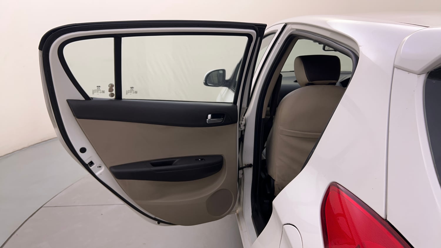 Used 2013 Hyundai i20 Asta 1.2 Petrol Manual interior LEFT REAR DOOR OPEN VIEW