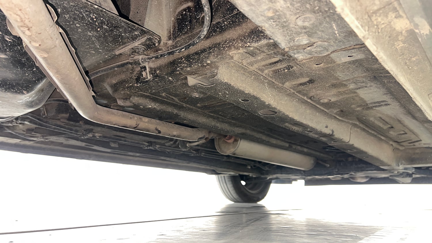 Used 2024 Tata Altroz XTA Petrol Petrol Automatic extra REAR RIGHT UNDERBODY VIEW