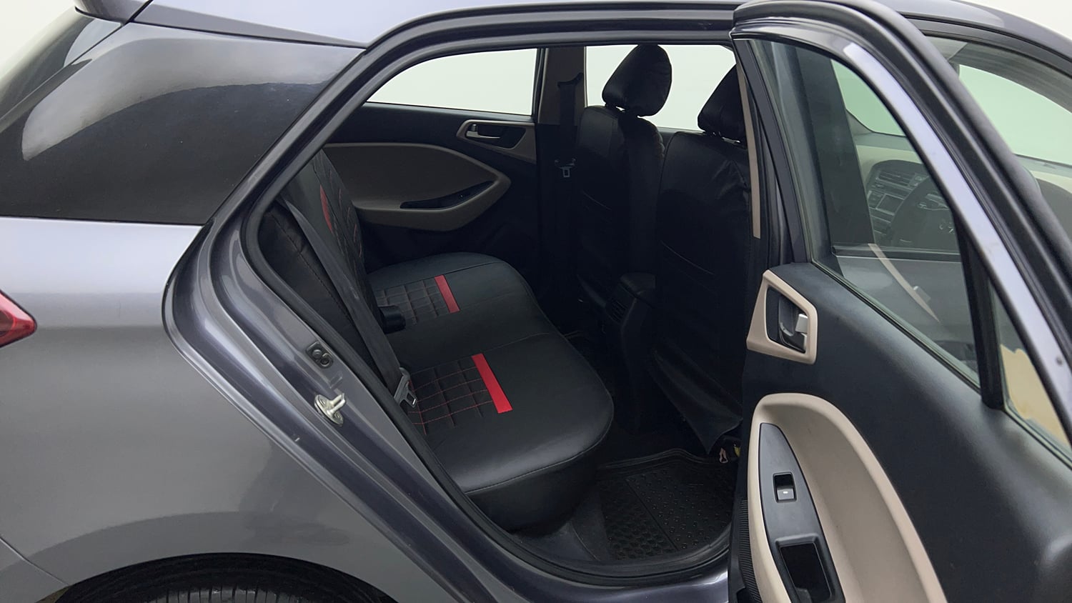 Used 2017 Hyundai Elite i20 Sportz 1.2 Petrol Manual interior RIGHT SIDE REAR DOOR CABIN VIEW