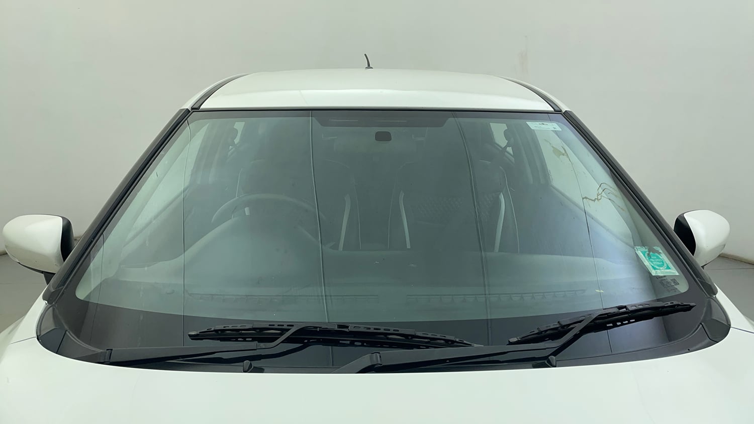Used 2017 Maruti Suzuki Baleno Delta 1.2 Petrol Manual exterior FRONT WINDSHIELD VIEW