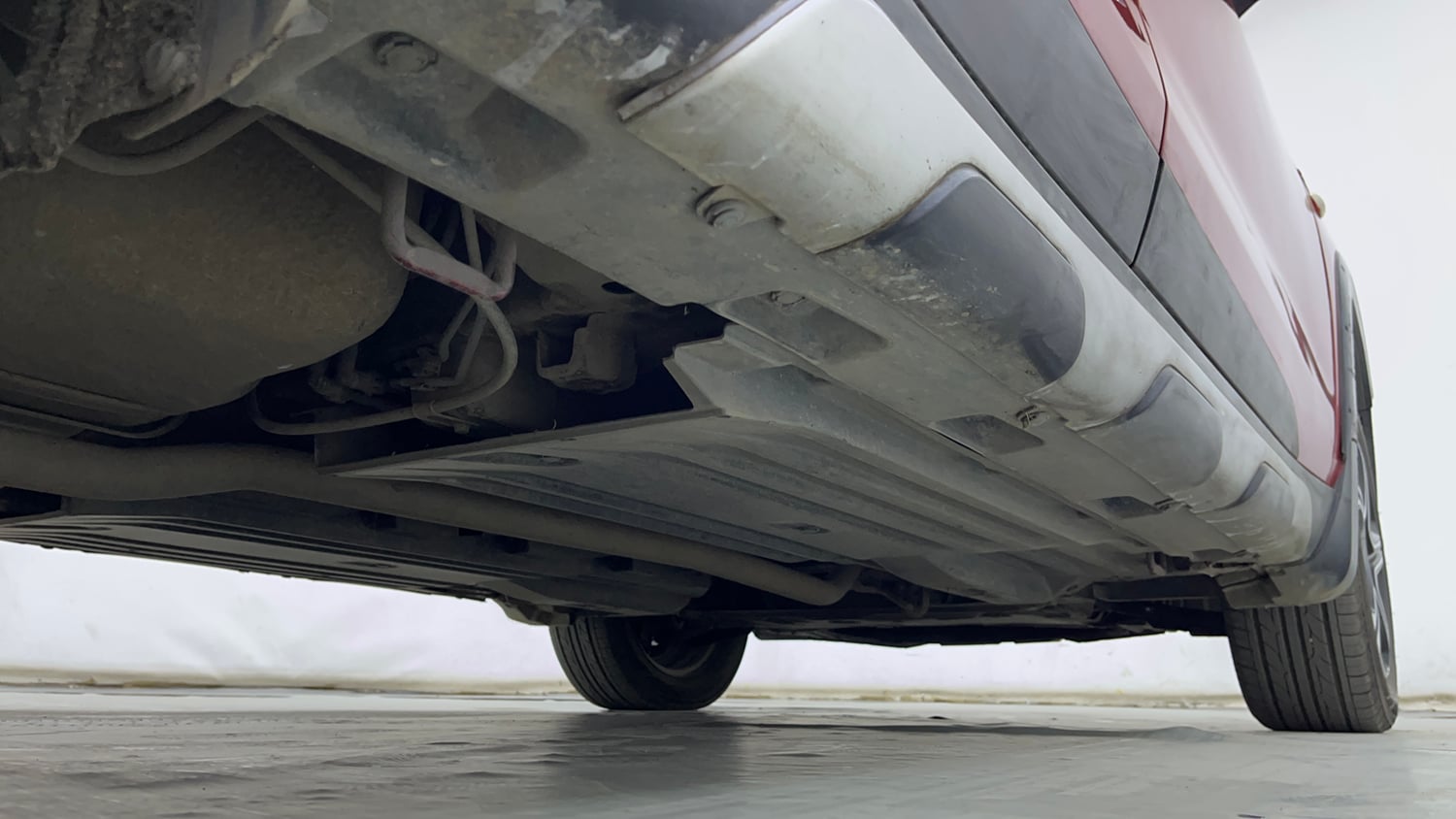 Used 2019 maruti-suzuki Vitara Brezza VDi AGS Diesel Automatic extra REAR RIGHT UNDERBODY VIEW