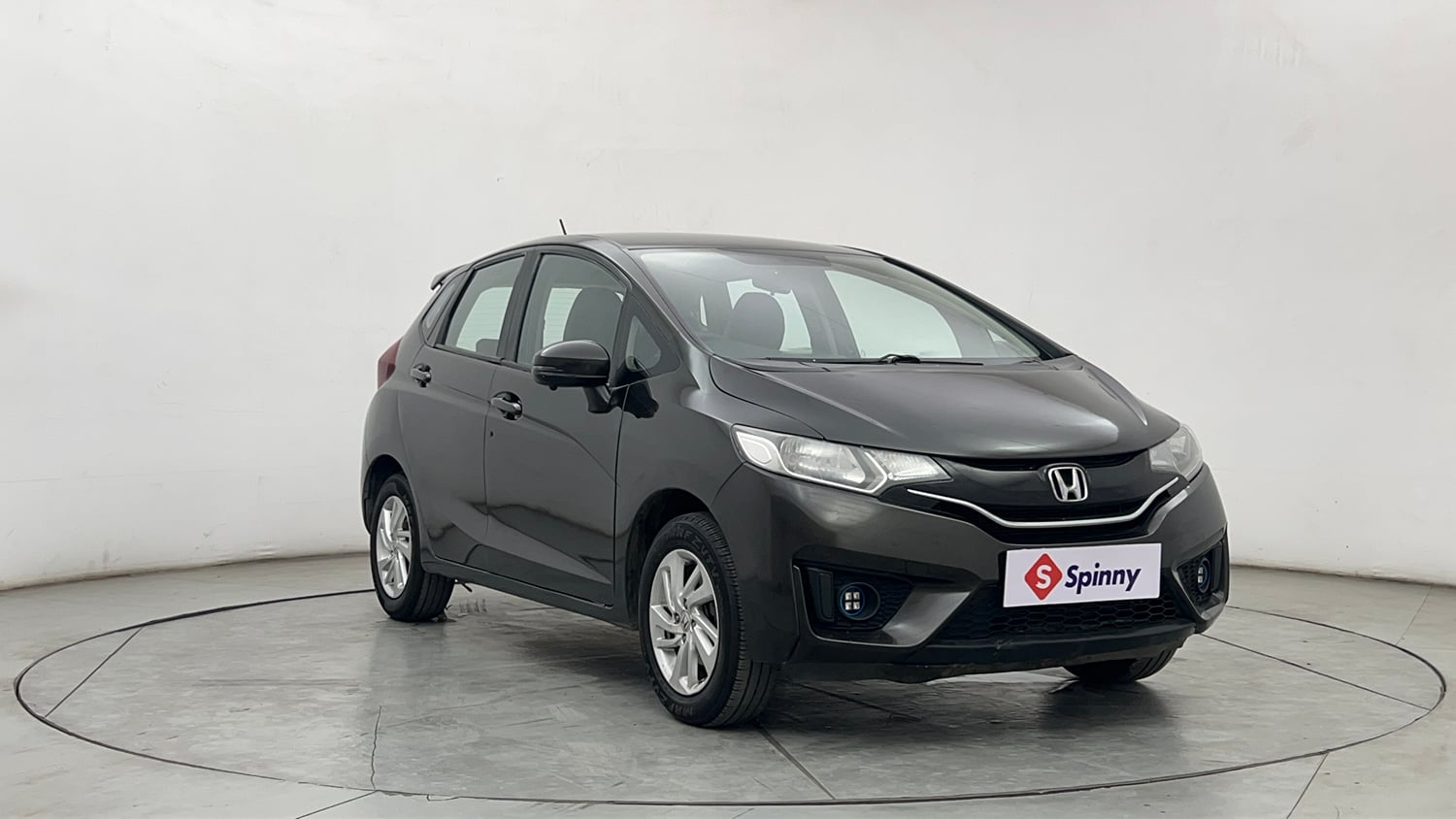 Used 2016 Honda Jazz VX Petrol Petrol Manual exterior RIGHT FRONT CORNER VIEW
