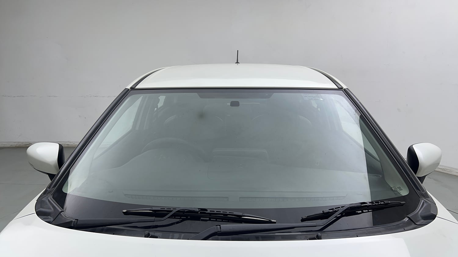 Used 2022 Maruti Suzuki Baleno Zeta Petrol Manual exterior FRONT WINDSHIELD VIEW