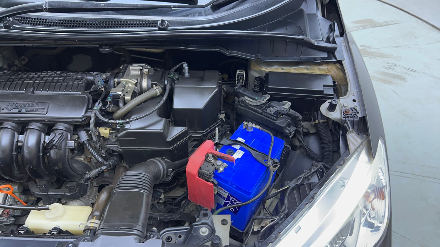 Used 2015 Honda City SV CVT Petrol Automatic engine ENGINE LEFT SIDE VIEW