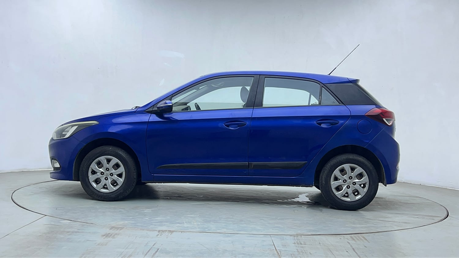 Used 2015 Hyundai Elite i20 Sportz 1.2 Petrol Manual exterior LEFT SIDE VIEW