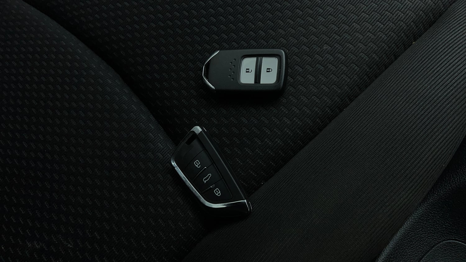 Used 2016 Honda BR-V V CVT Petrol Petrol Automatic extra CAR KEY VIEW