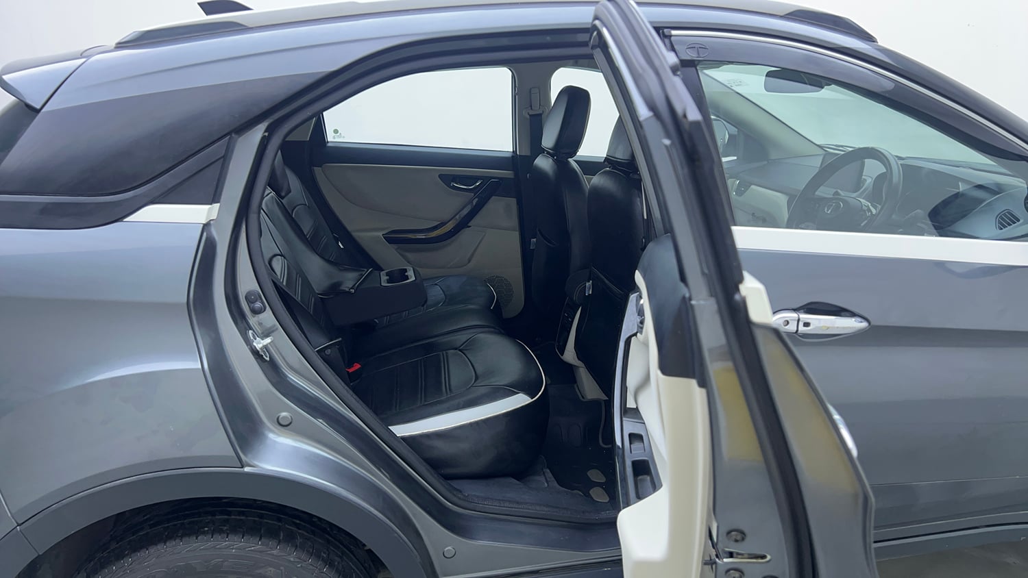 Used 2020 Tata Nexon XZ Plus (O) Petrol Manual interior RIGHT SIDE REAR DOOR CABIN VIEW