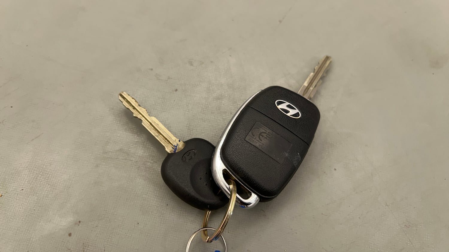Used 2017 Hyundai Elite i20 Asta 1.2 Petrol Manual extra CAR KEY VIEW
