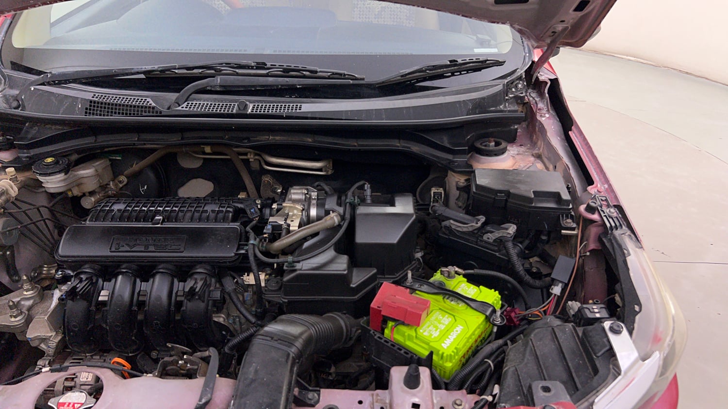Used 2020 Honda Amaze 1.2 V CVT Petrol Petrol Automatic engine ENGINE LEFT SIDE HINGE & APRON VIEW