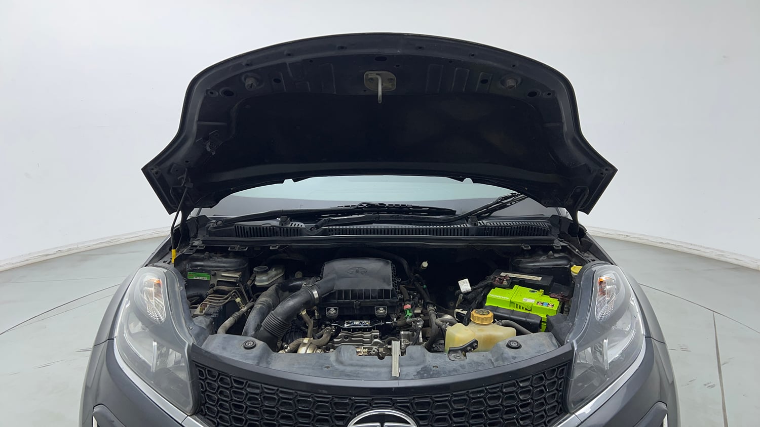 Used 2019 Tata Nexon XM Petrol Manual engine ENGINE & BONNET OPEN FRONT VIEW