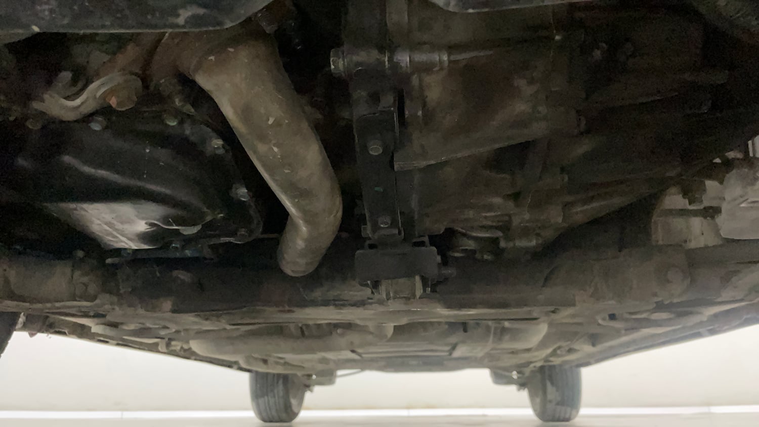 Used 2017 Honda WR-V VX MT Diesel Diesel Manual extra FRONT LEFT UNDERBODY VIEW