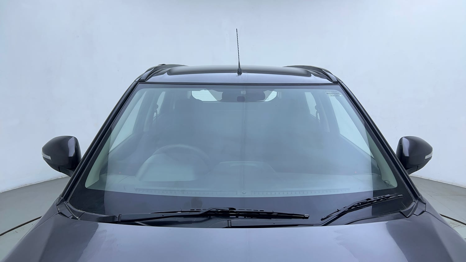 Used 2022 maruti-suzuki Vitara Brezza VXi Petrol Manual exterior FRONT WINDSHIELD VIEW