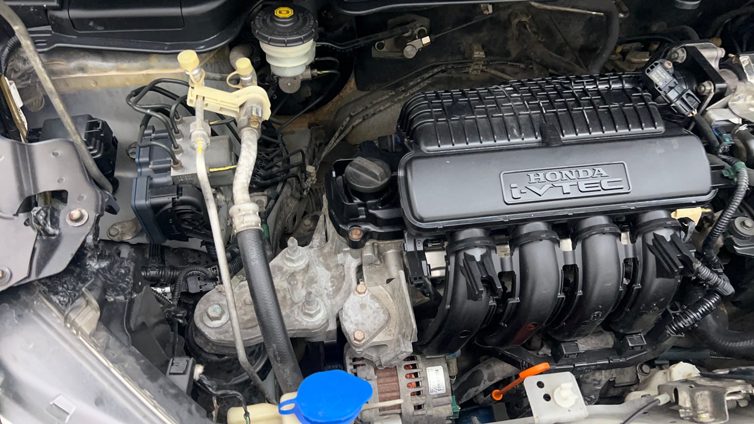 Used 2016 Honda Jazz VX Petrol Petrol Manual engine ENGINE RIGHT SIDE VIEW