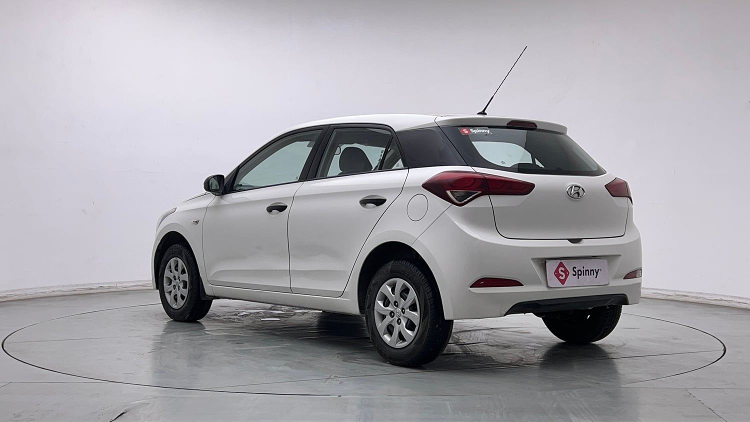Used 2014 Hyundai Elite i20 Era 1.2 Petrol Manual exterior LEFT REAR CORNER VIEW
