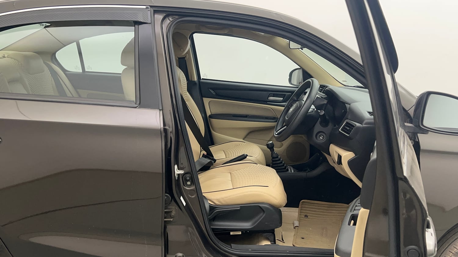 Used 2019 Honda Amaze 1.2 S MT Petrol Petrol Manual interior RIGHT SIDE FRONT DOOR CABIN VIEW