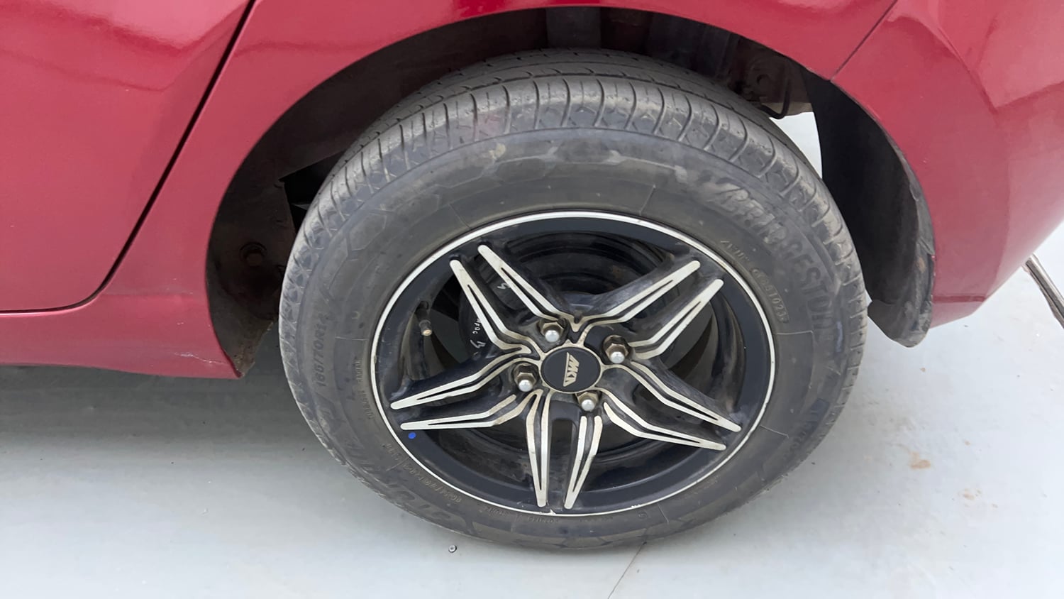 Used 2017 Hyundai Grand i10 Sportz U2 1.2 CRDi Diesel Manual tyres LEFT REAR TYRE RIM VIEW