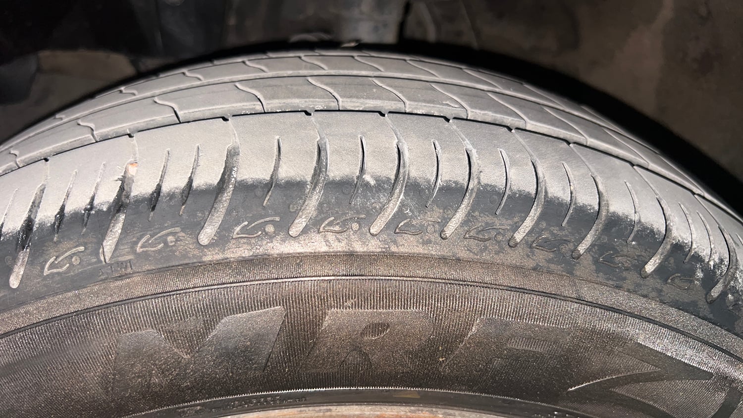 Used 2016 Honda Jazz VX Petrol Petrol Manual tyres LEFT FRONT TYRE TREAD VIEW