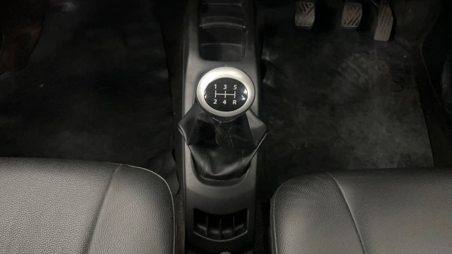 Used 2014 Maruti Suzuki Wagon R LXI CNG Cng Manual interior GEAR  KNOB VIEW