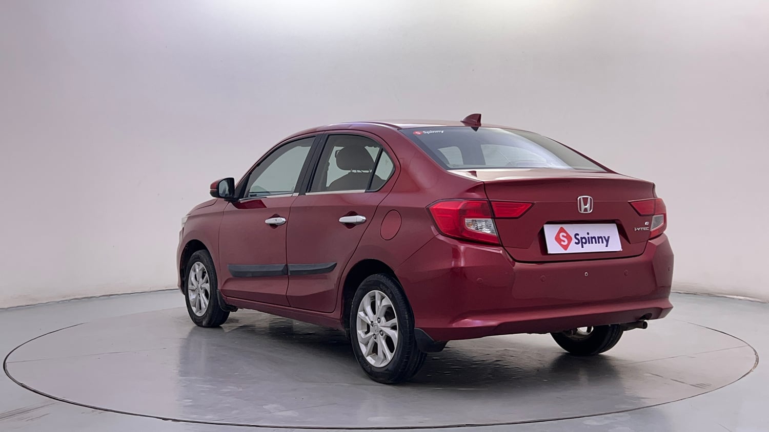 Used 2020 Honda Amaze 1.2 V CVT Petrol Petrol Automatic exterior LEFT REAR CORNER VIEW