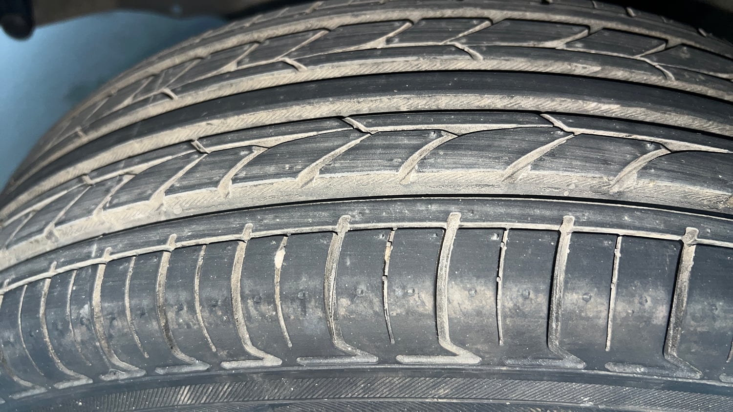 Used 2017 Maruti Suzuki Wagon R VXI Petrol Manual tyres LEFT FRONT TYRE TREAD VIEW